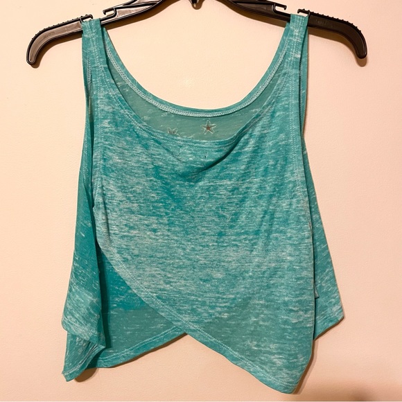 Flowy Crop Top Tank Size S - Picture 2 of 4